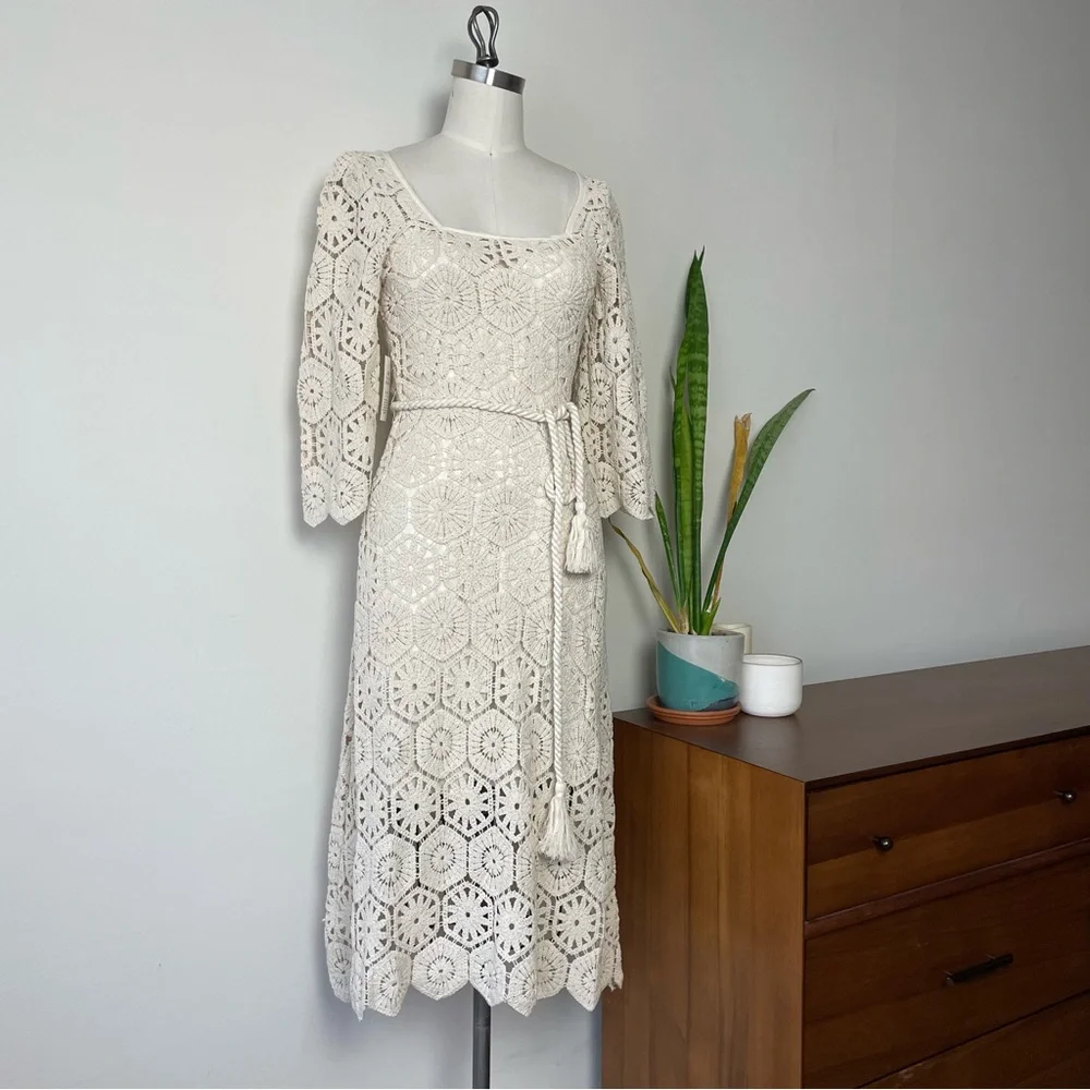 Q13/14 WE ARE KINDRED Luna Crochet Midi Dress - Picture 3 of 16
